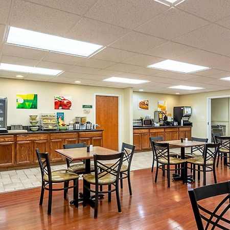 Quality Inn Burkeville Hwy 360 & 460 מראה חיצוני תמונה