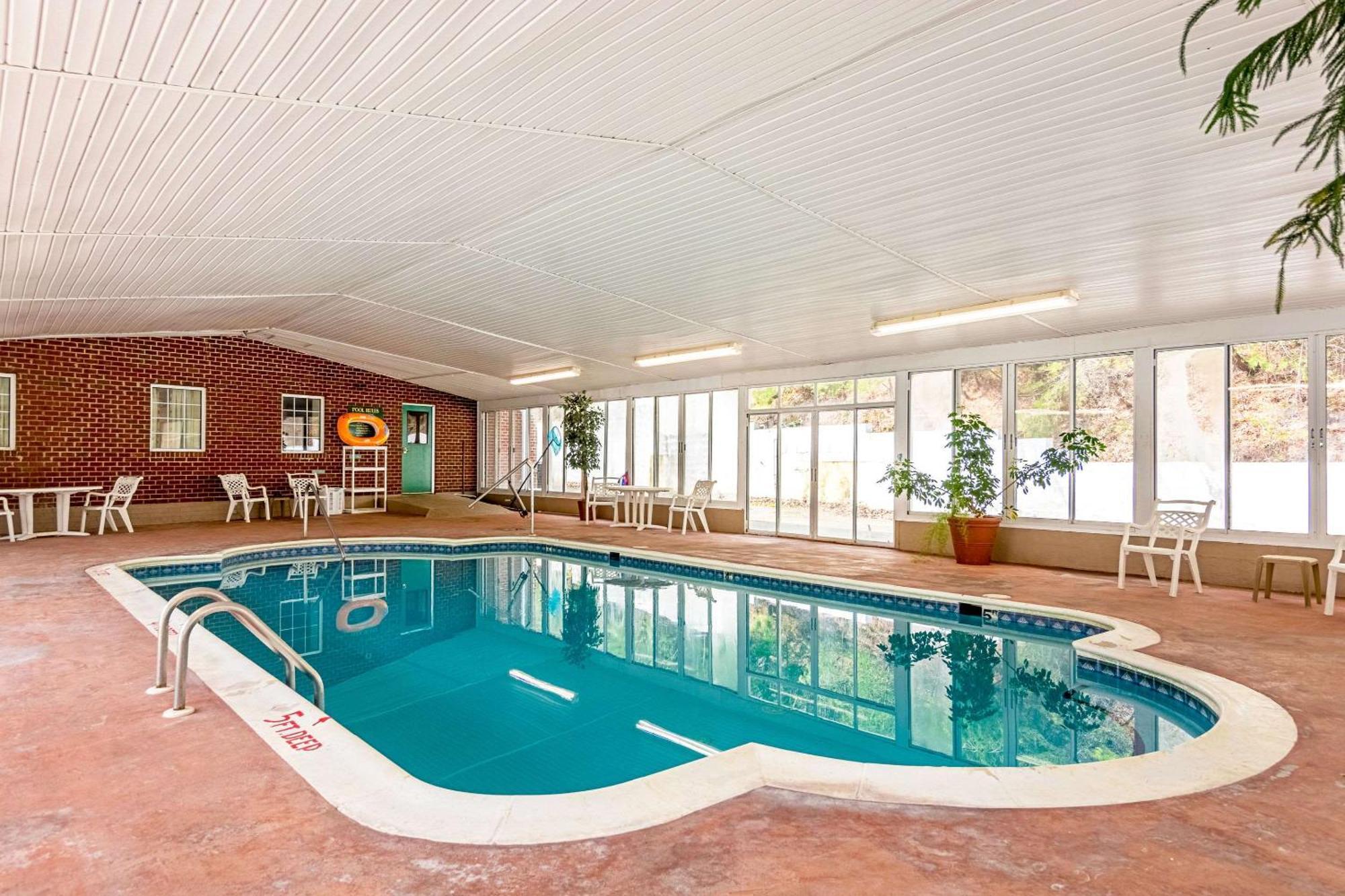 Quality Inn Burkeville Hwy 360 & 460 מראה חיצוני תמונה