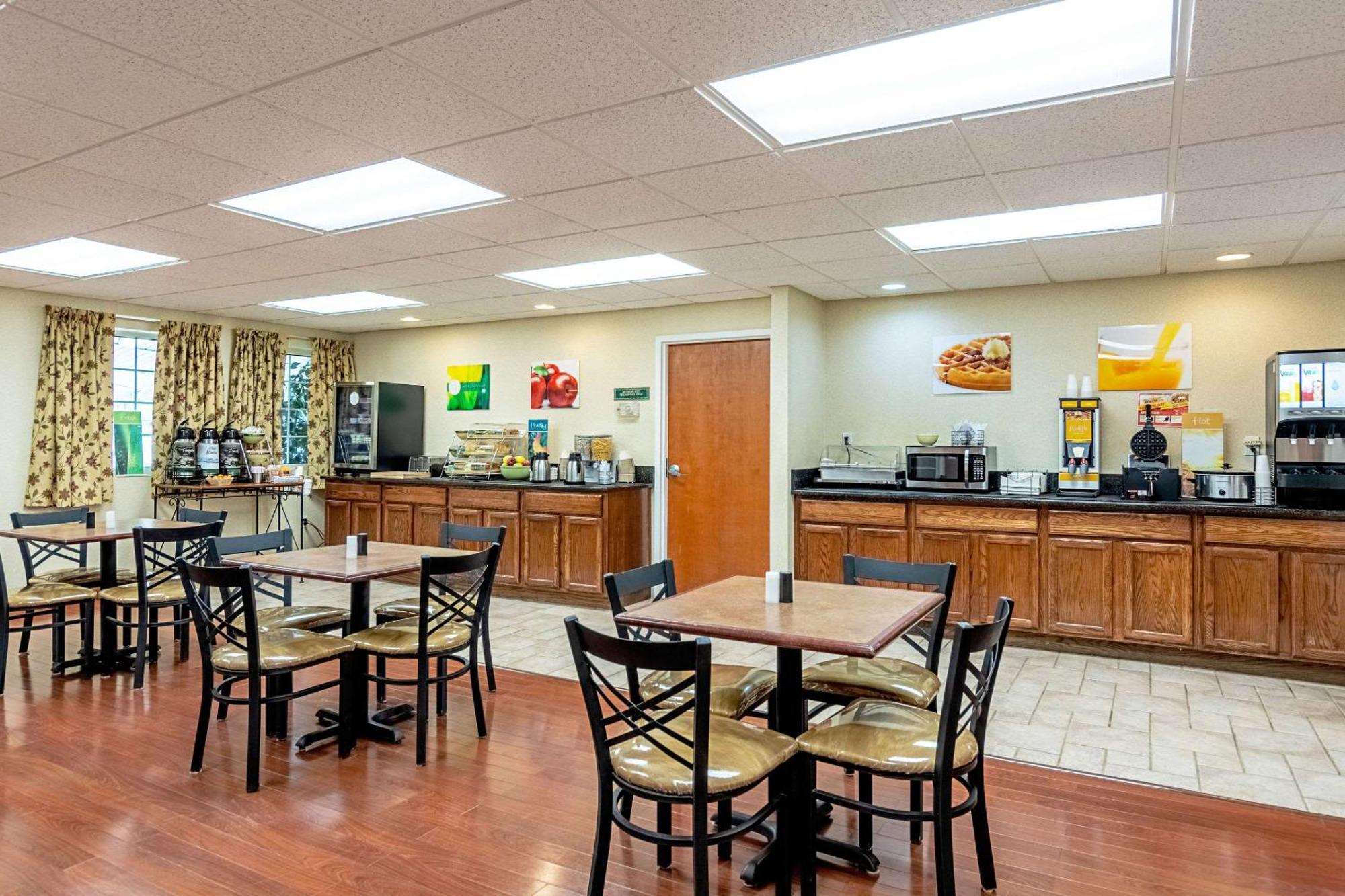 Quality Inn Burkeville Hwy 360 & 460 מראה חיצוני תמונה