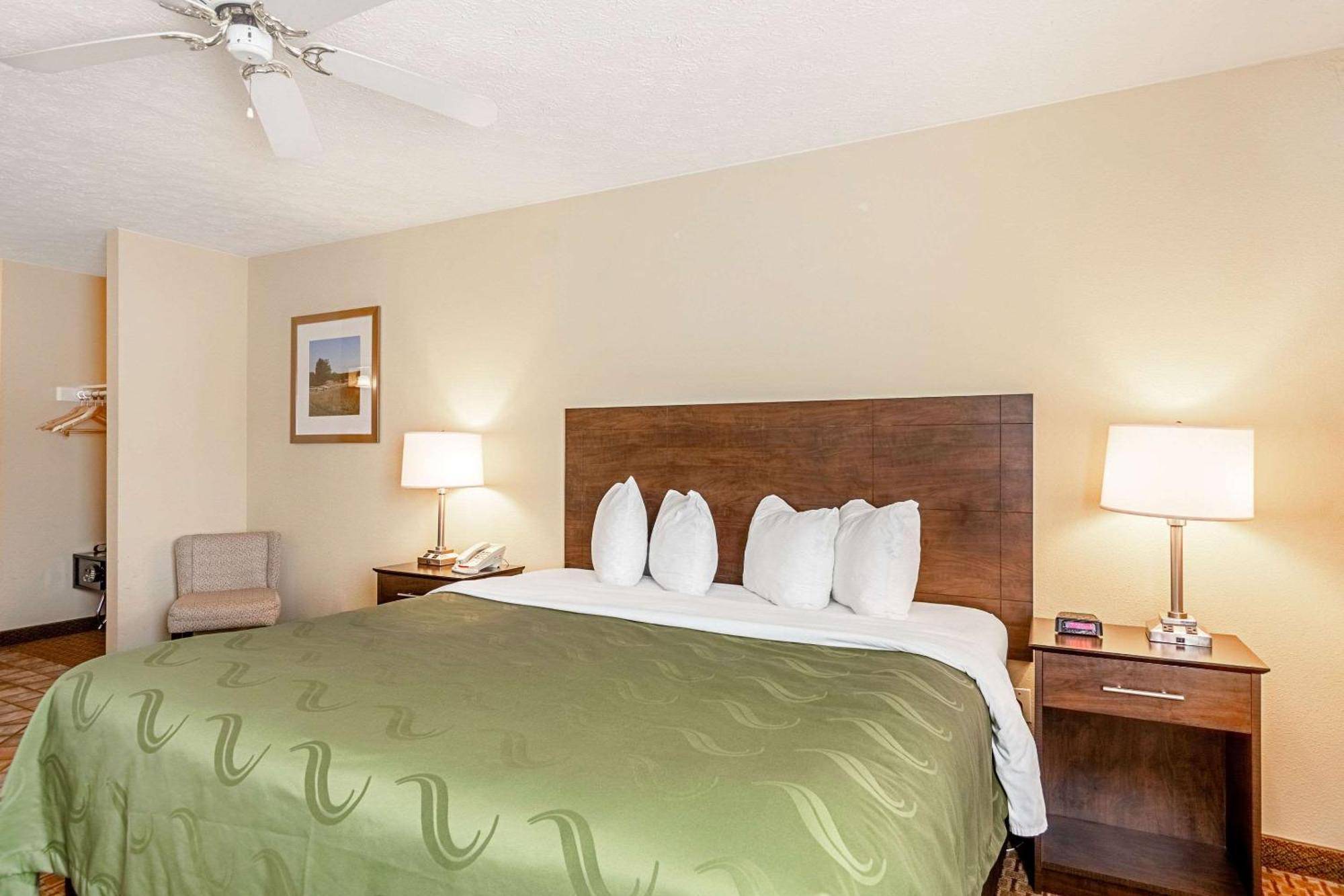 Quality Inn Burkeville Hwy 360 & 460 מראה חיצוני תמונה